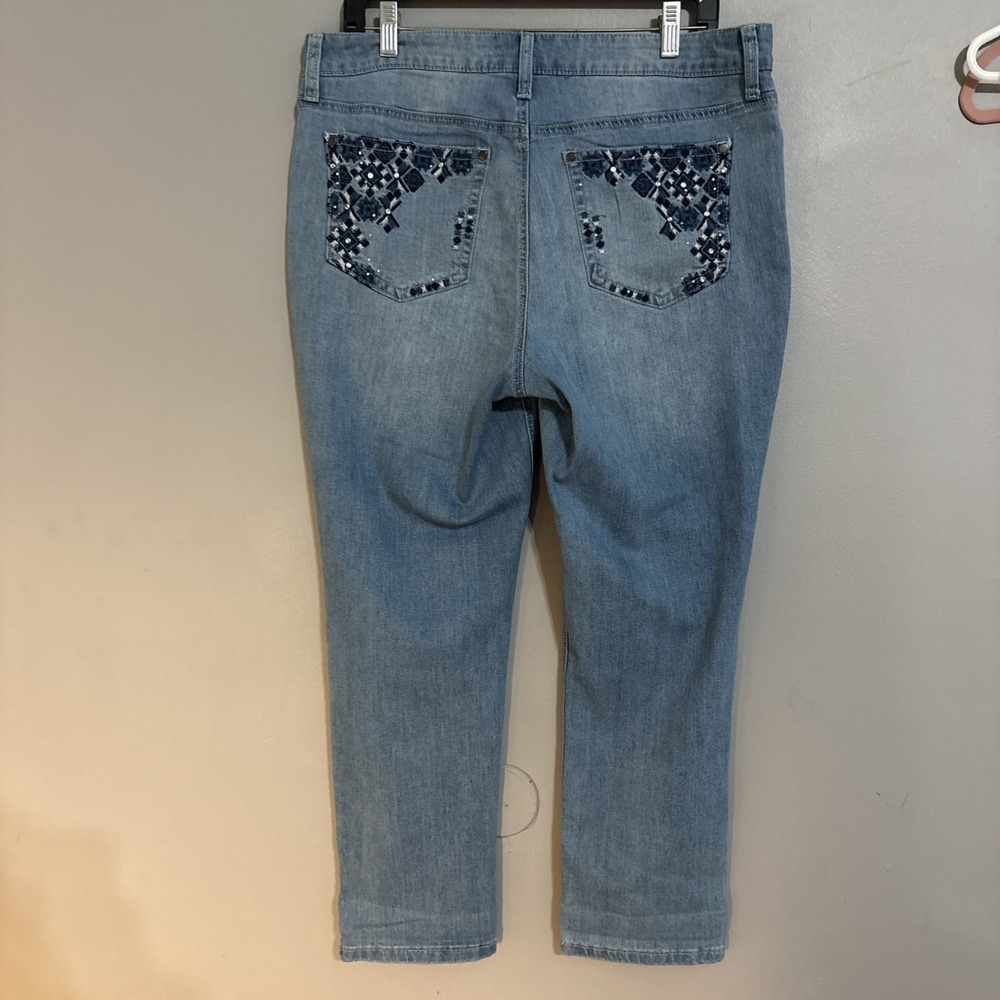 New Directions Capri Jeans Womens Sz 14 Stretch Embroidered Blue